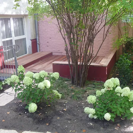 Отель Air In 3*