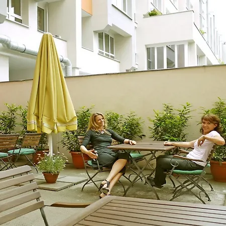 Air In 3* Berlin